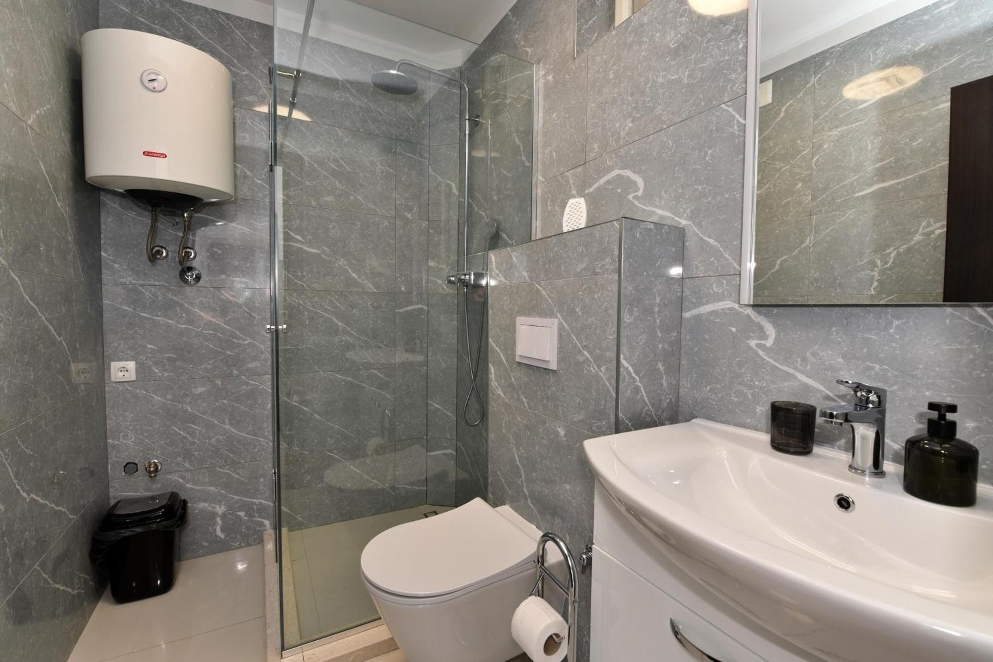 Aqua Apartments Omis Exterior photo